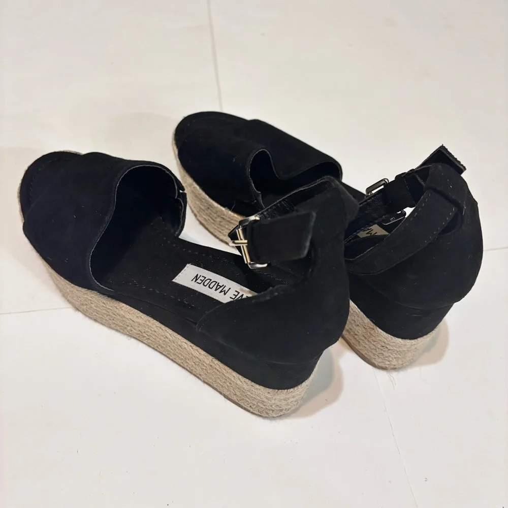 Steve Madden Black Espadrille Wedges